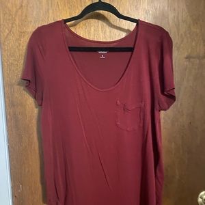 Burgundy dressy t-shirt